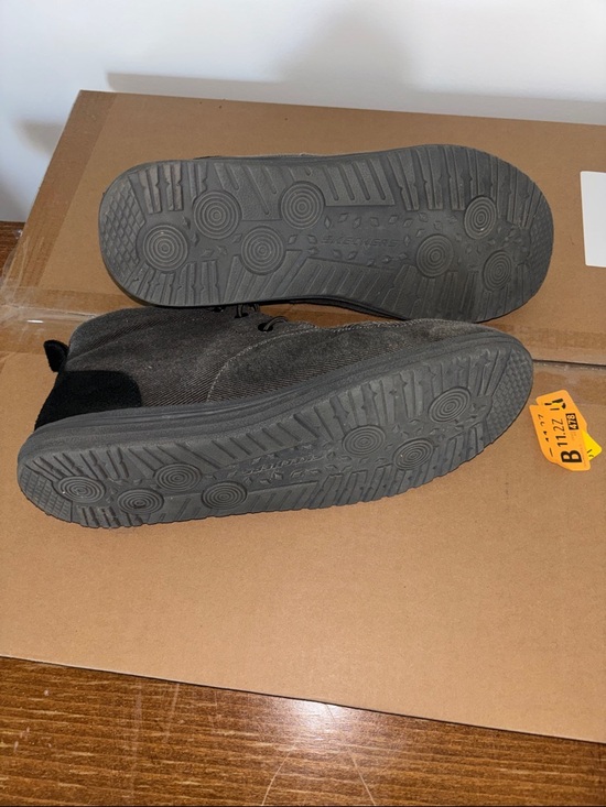 Skechers Men's Gray Chukka Boots - Picture 4 of 7